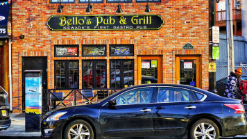 Bello's Pub And Grill, Newark's First Gastropub food