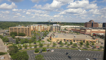 Doubletree By Hilton Minneapolis Park Place outside