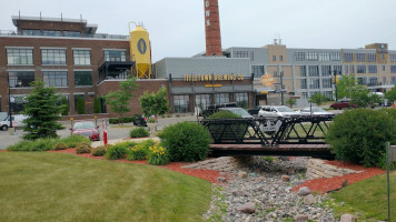 Titletown Brewing Company outside