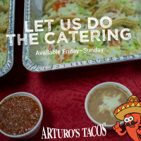 Arturo's Tacos food