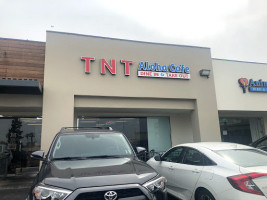 Tnt Aloha Cafe outside