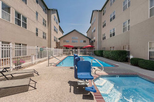 Homewood Suites Kansas City/overland Park outside