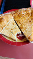 Villa Pizza food