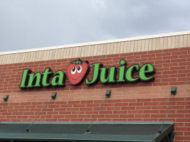 Inta Juice Smoothies outside