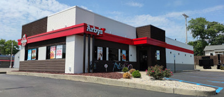 Arby's outside