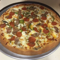 Celebre's Pizzeria food