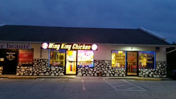 Wing King Chicken Safari outside