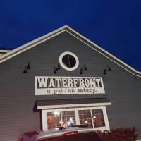 Waterfront Pub Grill outside