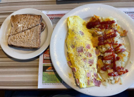 Rainbow Diner food