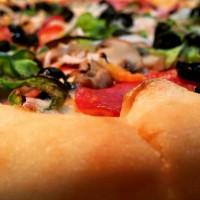 Fergie's Pizza, Llc food