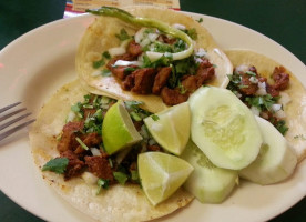 Taqueria El Mariachi food