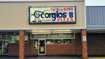 Georgio's Ii Famous Pizza food