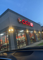 Cicis Pizza food