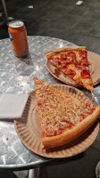 2 Bros Pizza food