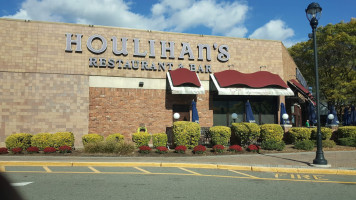 Houlihan's food