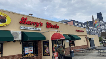 Larry's Steaks outside