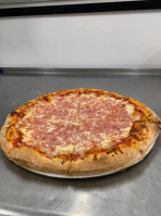 Main Street Pizza food