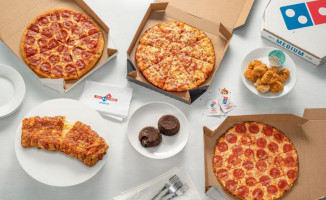 Domino's Pizza food