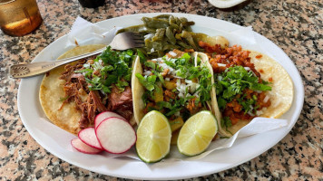 Taqueria El Jarocho food