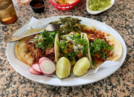 Taqueria El Jarocho food