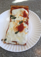 Attilio's Pizzeria food