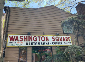 Washington Square Diner outside