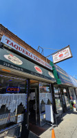 Taqueria Tehuitzingo inside