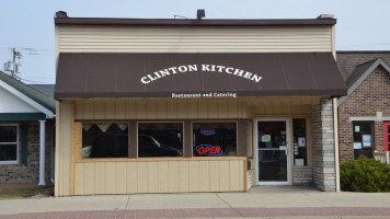 Clinton Kitchen inside