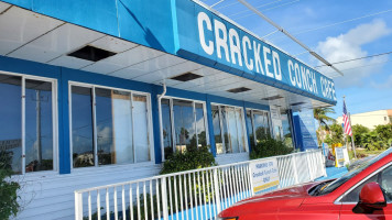 Cracked Conch Cafe inside