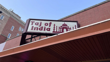 Taj Of India food