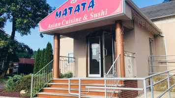 Matata Asian Cuisine food