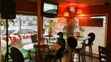 Salsa Cafe inside