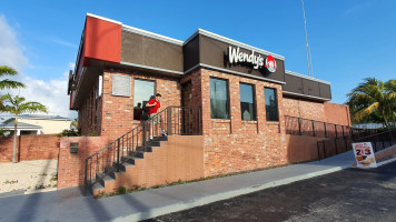 Wendy's outside