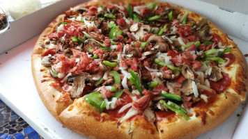 Towne Square Pizza Pinckney food