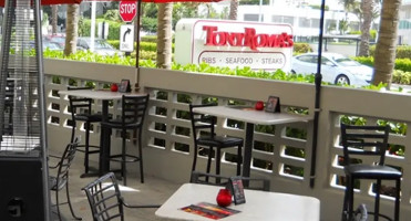 Tony Roma's - Sunny Isles Beach food