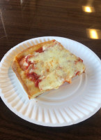 Vito's Pizza food