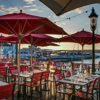 Vola's Dockside Grill food