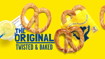 Wetzel's Pretzels food