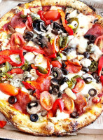 Blaze Pizza food