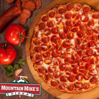 Mountain Mike's Pizza food