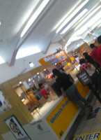 Wetzel's Pretzels food