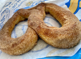 Auntie Anne's food