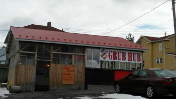 Bill's Grub Hub outside