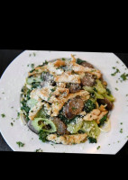 Salvatore Scallopini Italian food