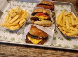 Shake Shack Bridgewater food