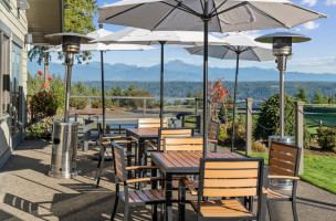 The Clubhouse At Alderbrook inside