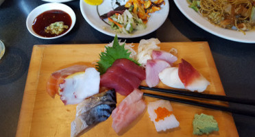 Ichikawa Sushi Steak House food