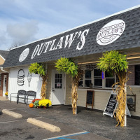 Outlaw's Burger Barn Creamery food