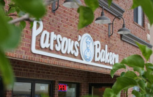 Parsons' Bakery inside