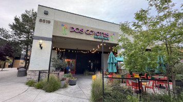 Dos Coyotes Border Cafe outside